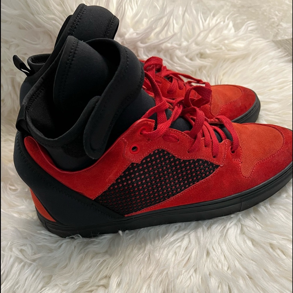 Balenciaga sneakers size 10